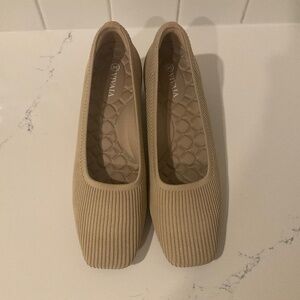 Vivaia Melody Pro size 40
